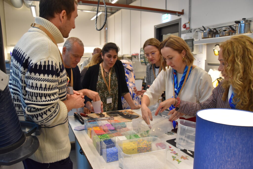 Workshop during Flow of Plastic with Circular Design Studio
